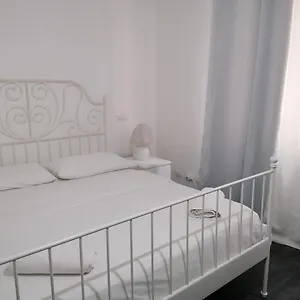 Casa Nuccia 1 Affittacamere
